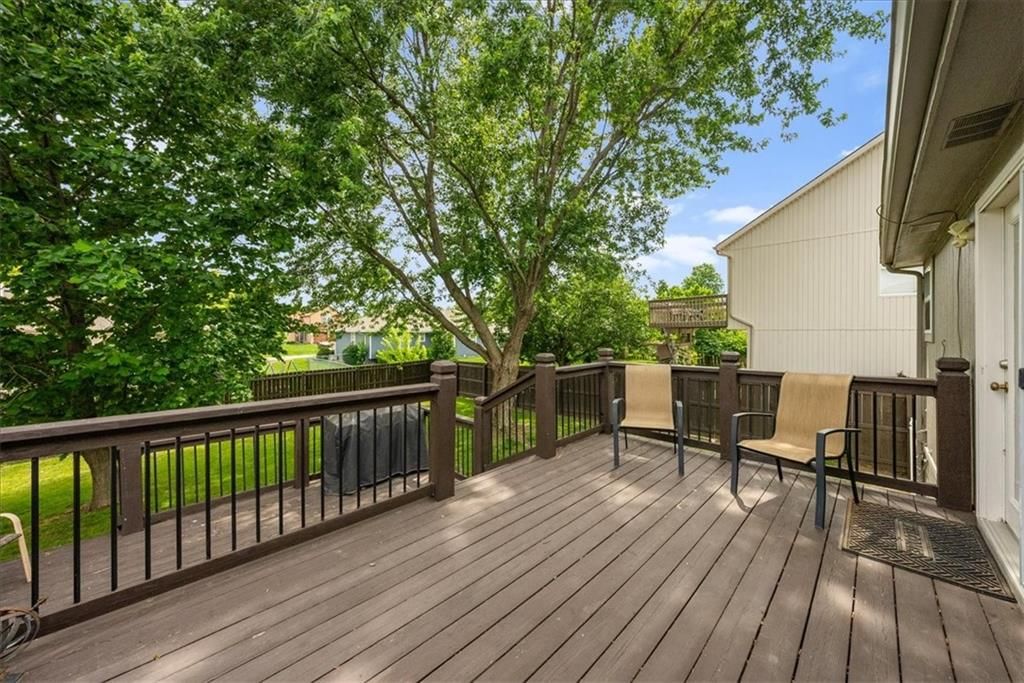1017 Hampton Drive — photo 28