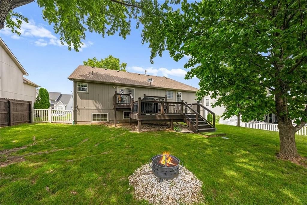 1017 Hampton Drive — photo 30