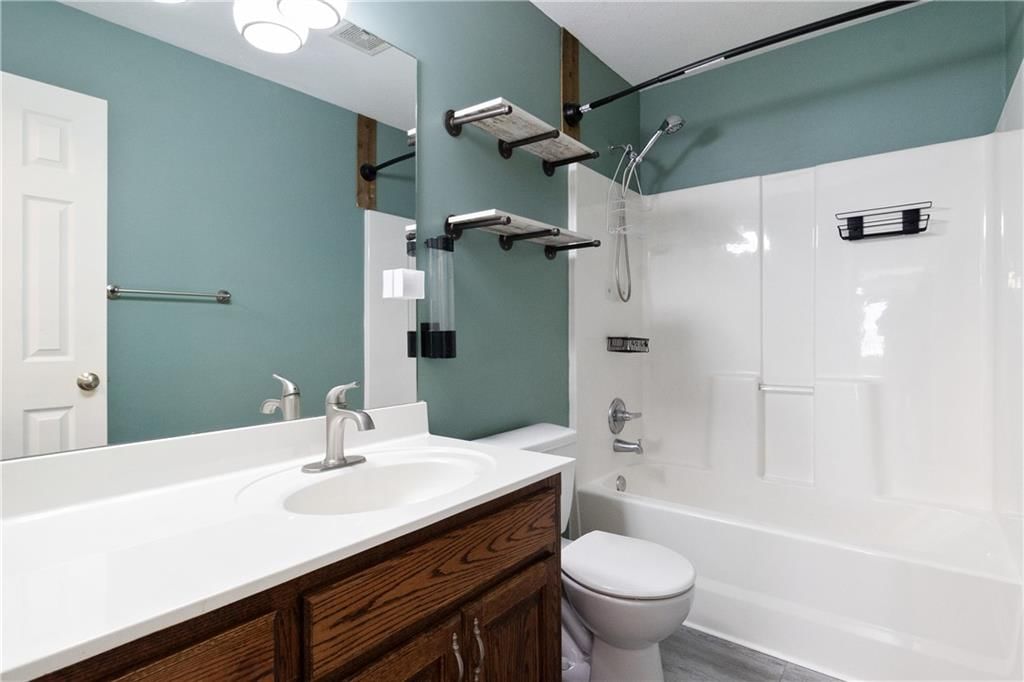 506 S 137th Street — photo 14