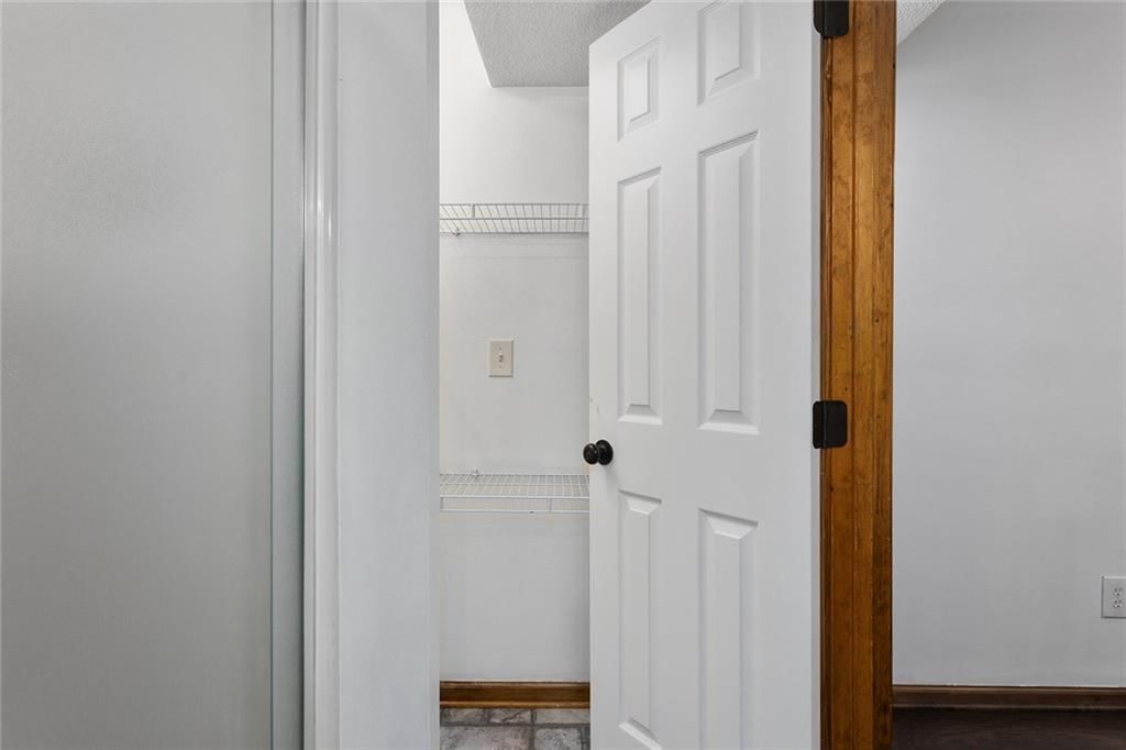 4808 N Beacon Avenue — photo 34