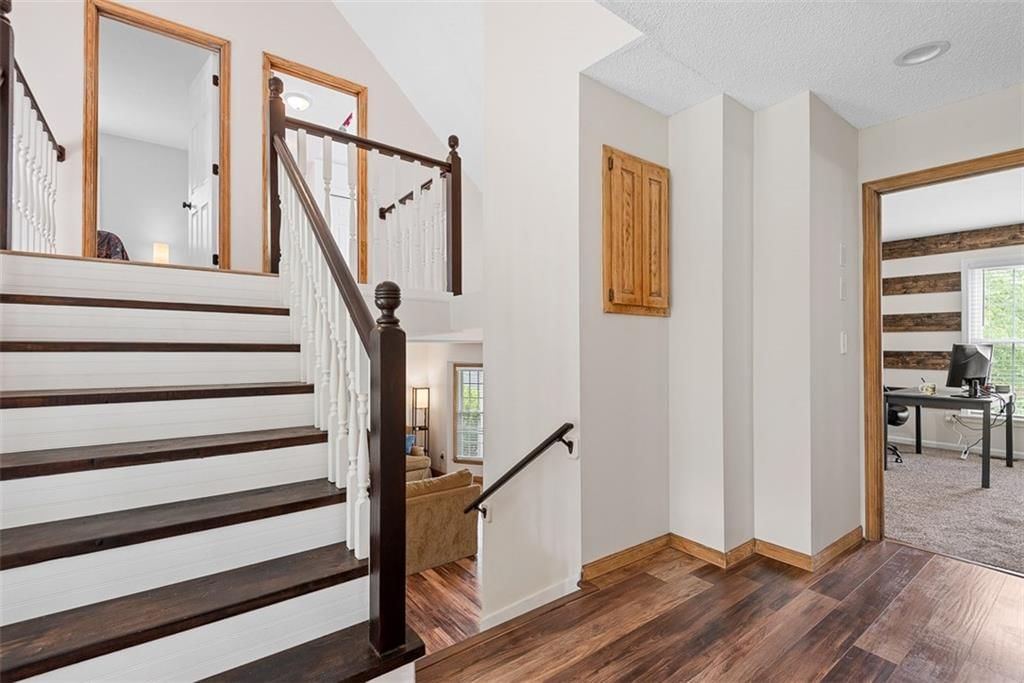 2433 Post Oak Road — photo 16
