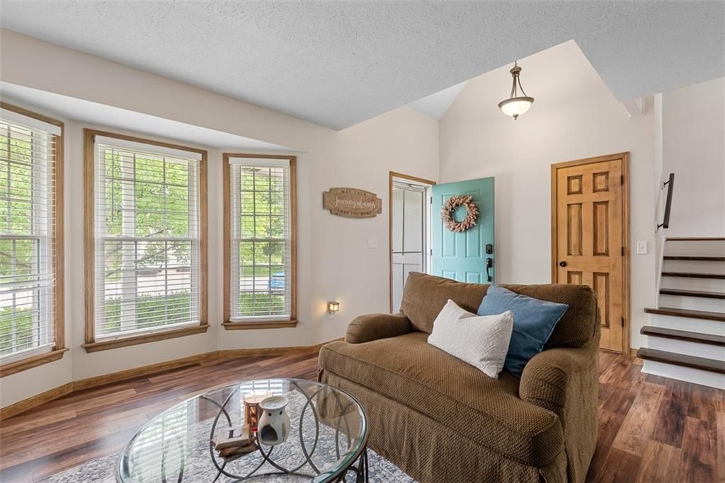 2433 Post Oak Road — photo 5