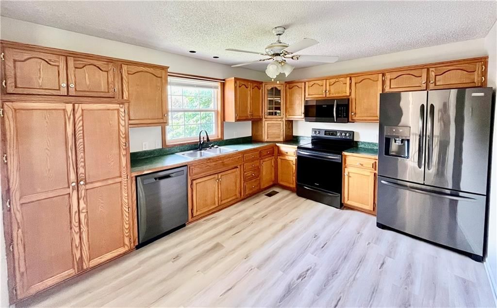 703 Edward Avenue — photo 11