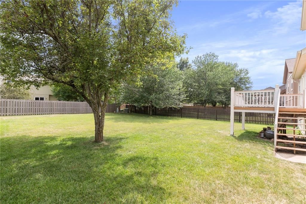 18719 W 163rd Terrace — photo 35
