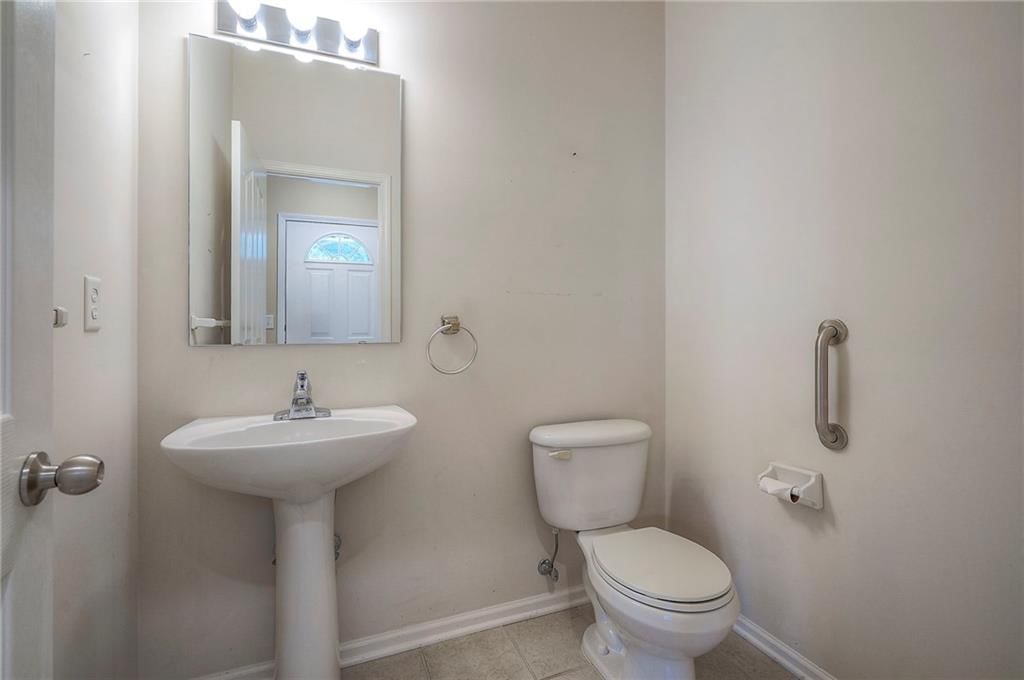 15730 S Brentwood Street — photo 12