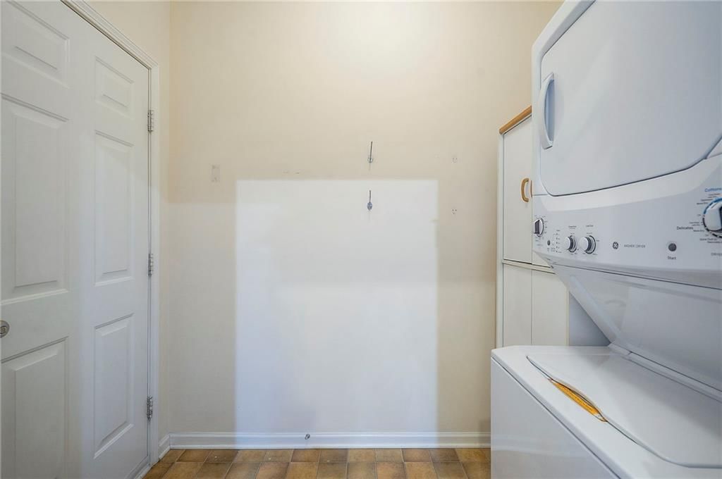 15730 S Brentwood Street — photo 13