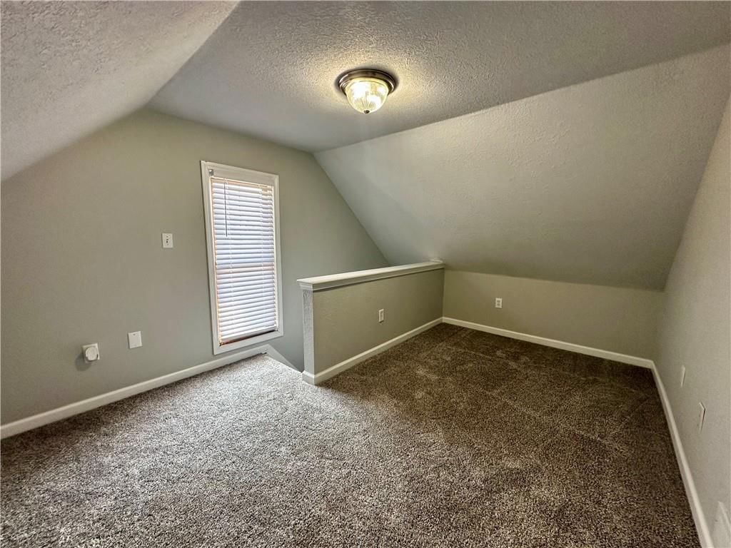 408 E 3rd Street — photo 10