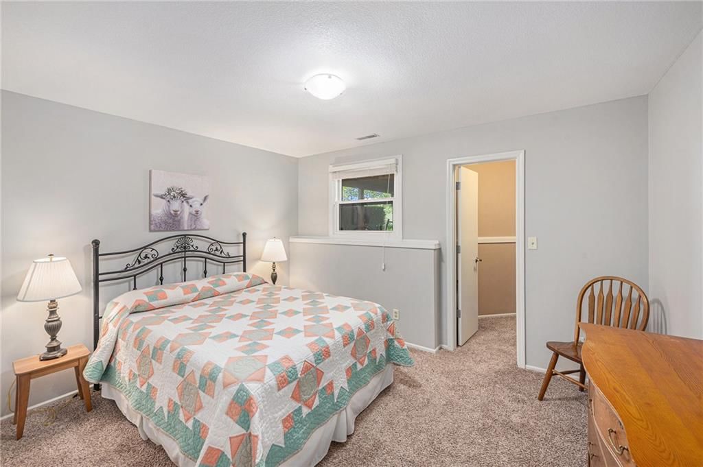 1521 Alvamar Drive — photo 17