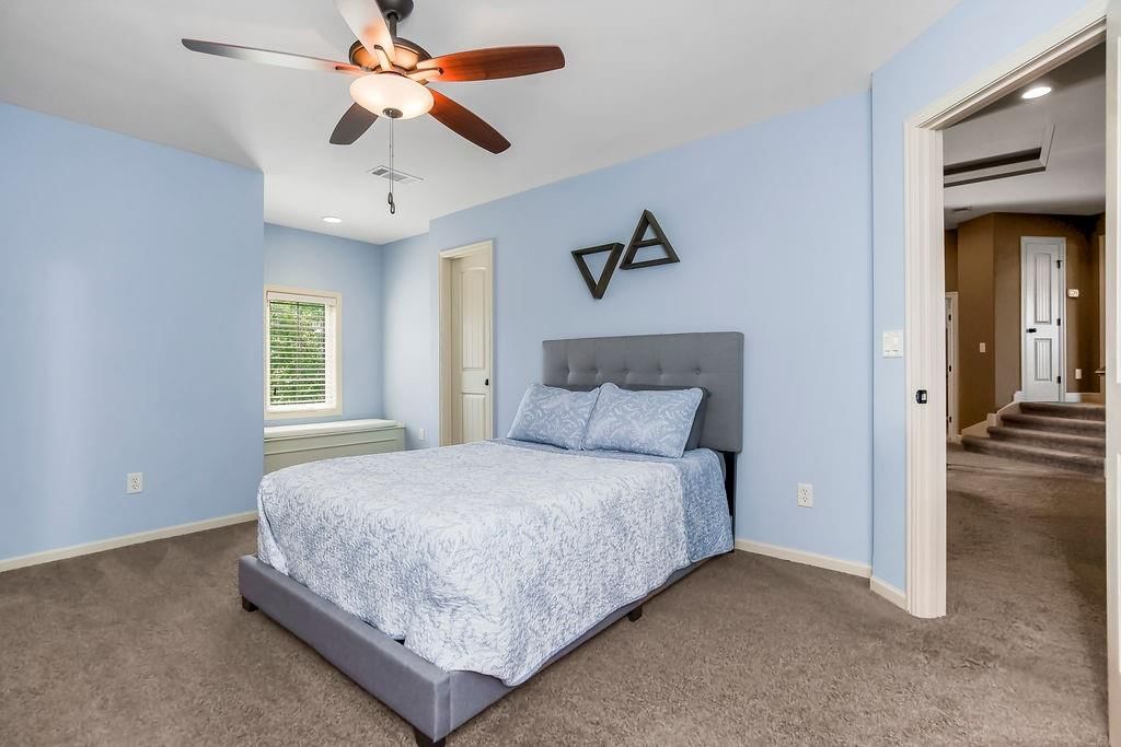 112 NW Whitman Drive — photo 28