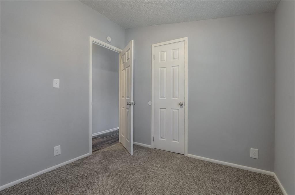 9109 Stark Avenue — photo 17