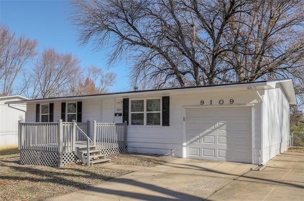 9109 Stark Avenue — photo 20
