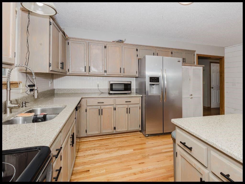 1007 Fox Run Drive — photo 12