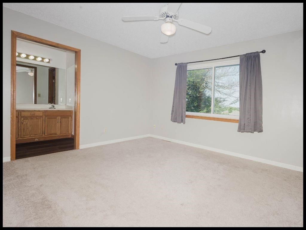 1007 Fox Run Drive — photo 13