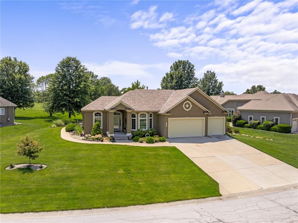 4148 SE Paddock Drive — photo 3