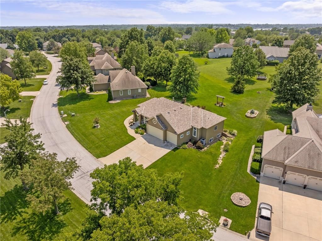 4148 SE Paddock Drive — photo 8