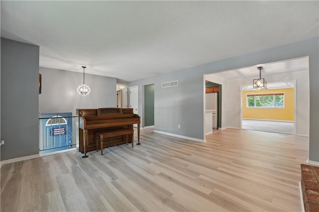 304 SE Moore Street — photo 12