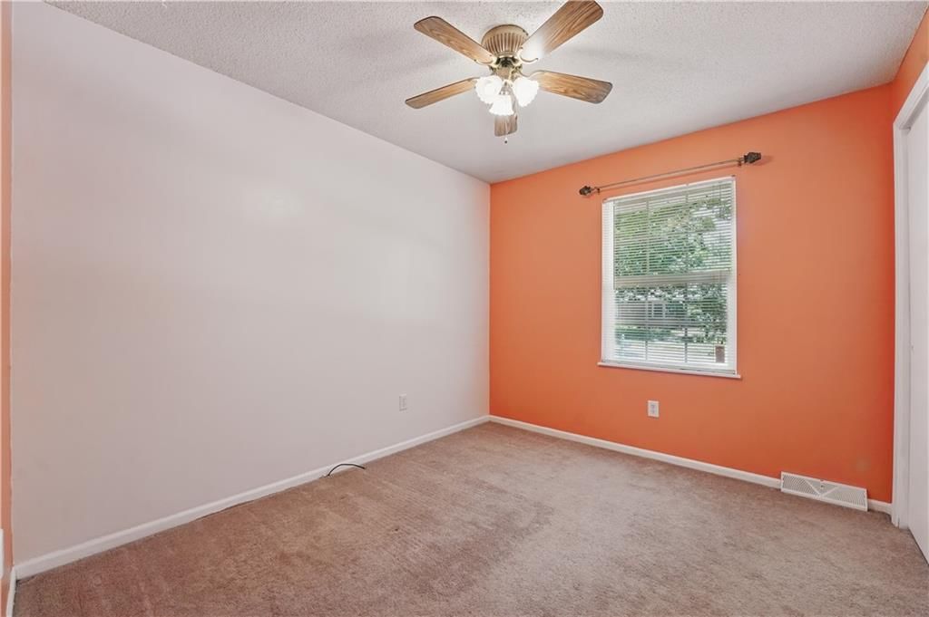 304 SE Moore Street — photo 17