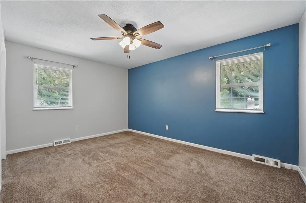 304 SE Moore Street — photo 21