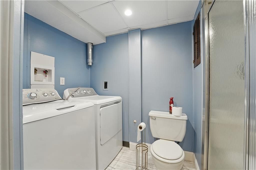 304 SE Moore Street — photo 29