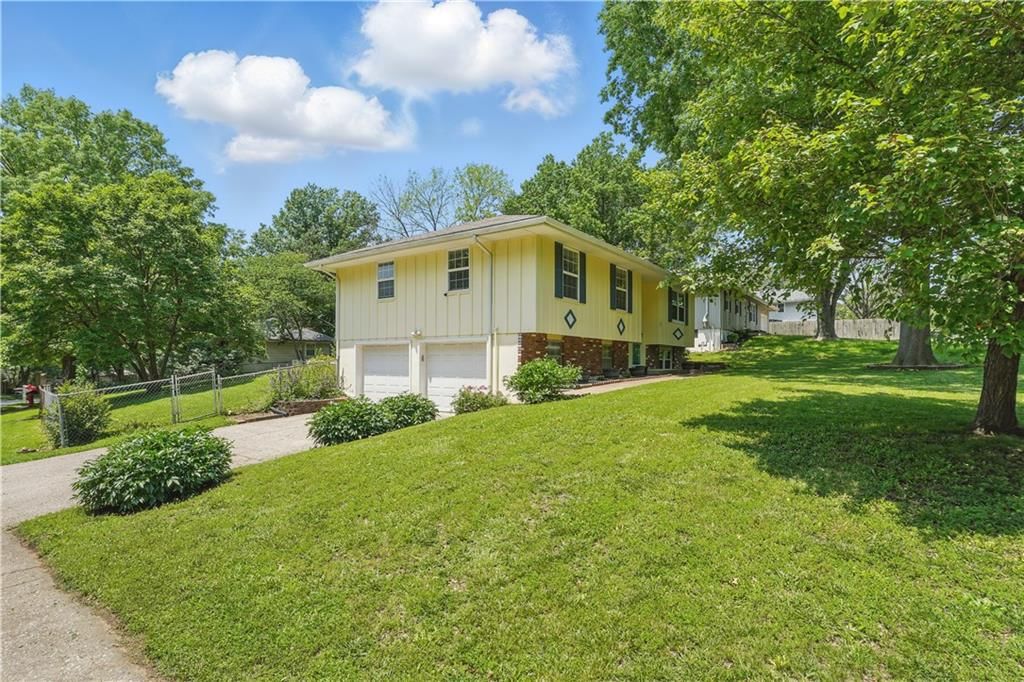 304 SE Moore Street — photo 38