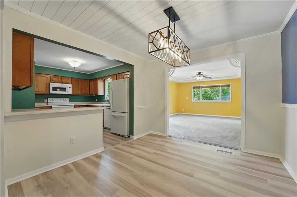 304 SE Moore Street — photo 7
