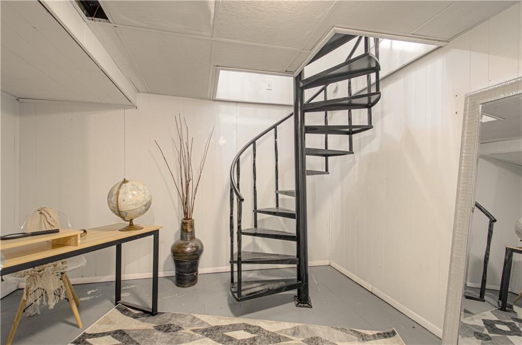 11709 Fuller Avenue — photo 24