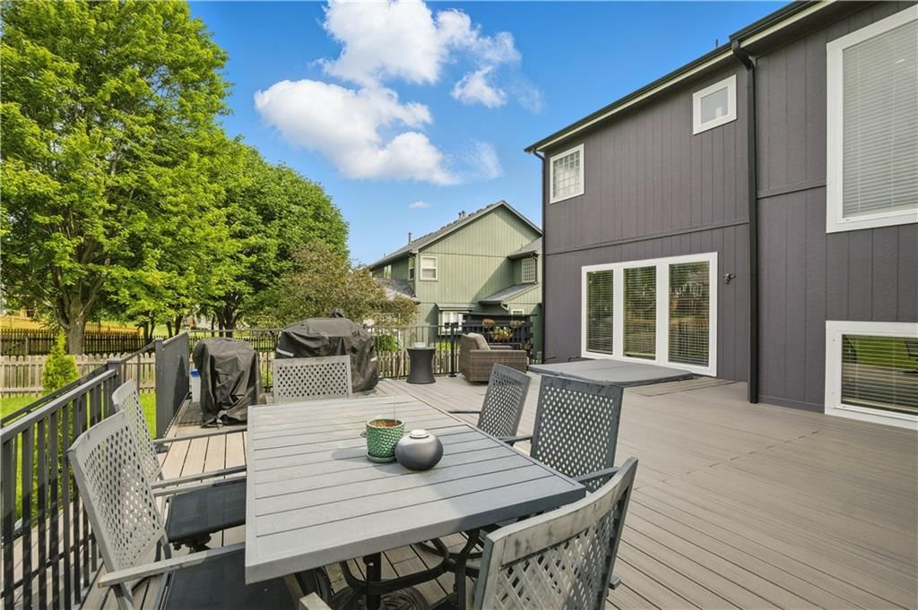 737 SW Derby Drive — photo 34