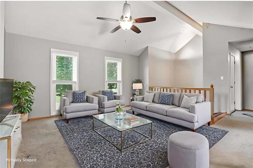 2541 NE DALE HUNTER Lane — photo 4