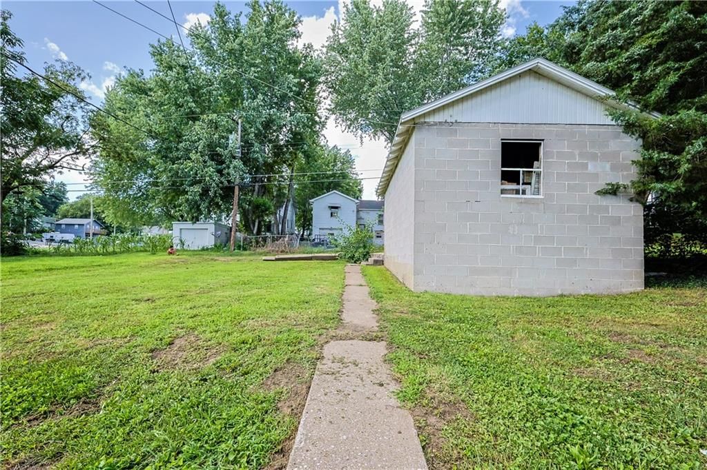 2209 Angelique Street — photo 3