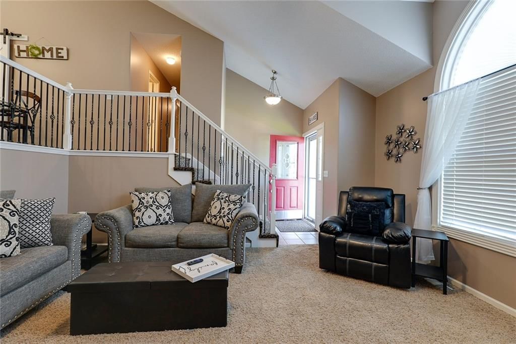 604 NE Hans Drive — photo 6