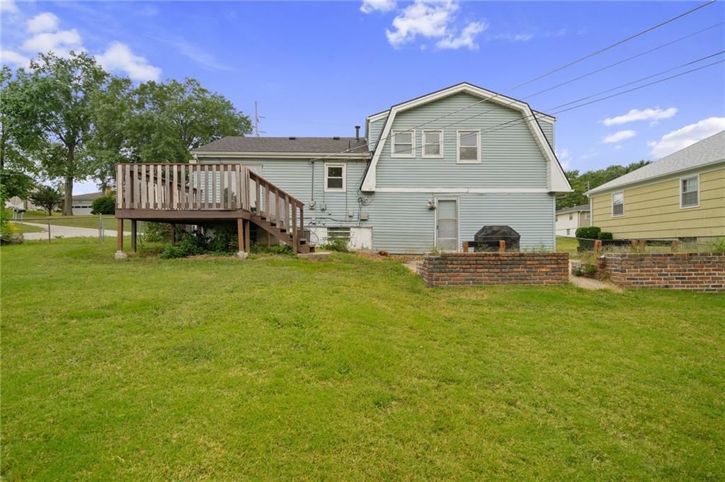 2401 N 64th Terrace — photo 39