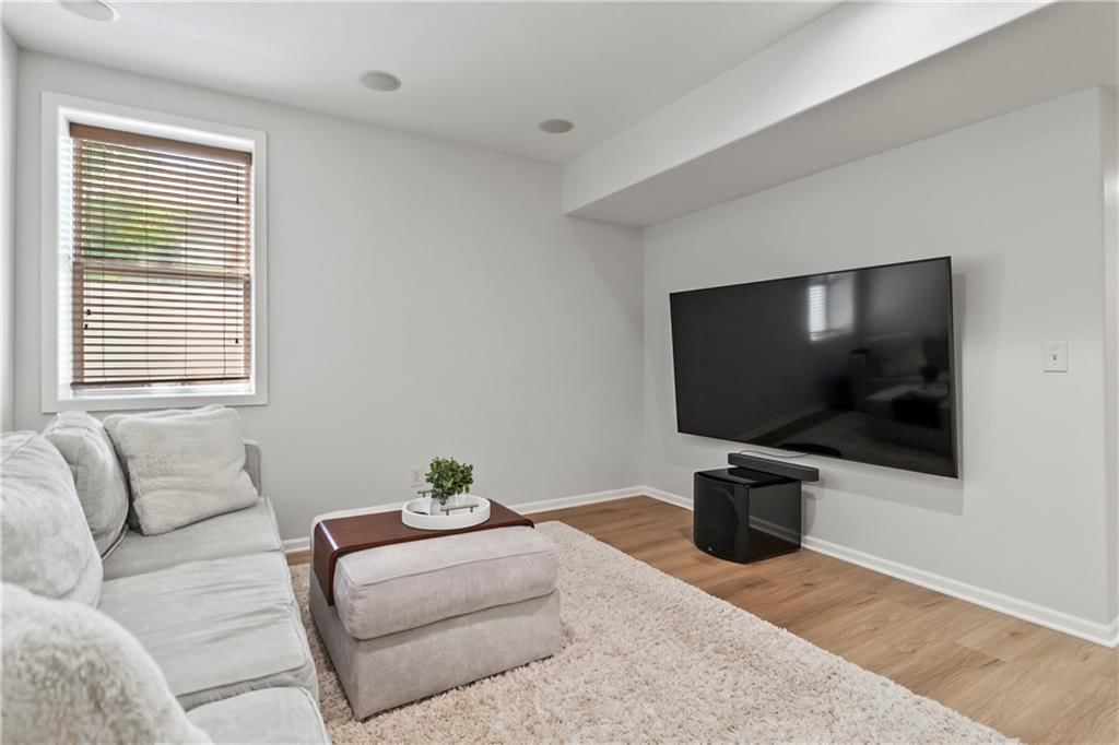 11010 W 163rd Terrace — photo 46