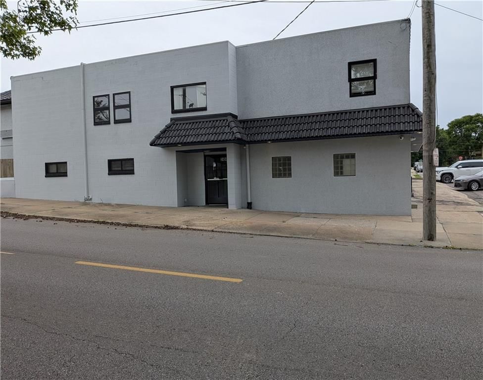 2401 Frederick Avenue — photo 1