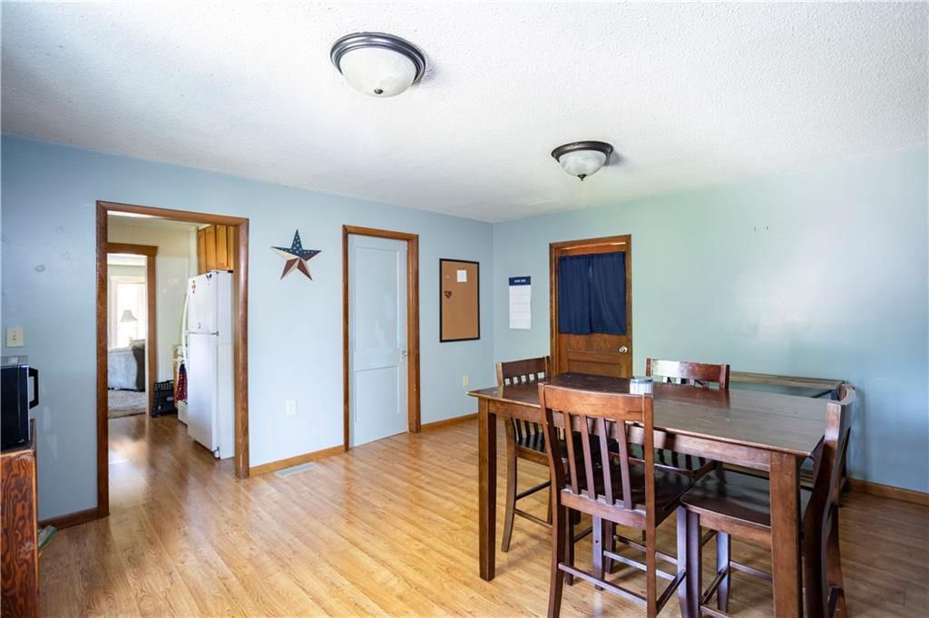 1619 W College Street — photo 17