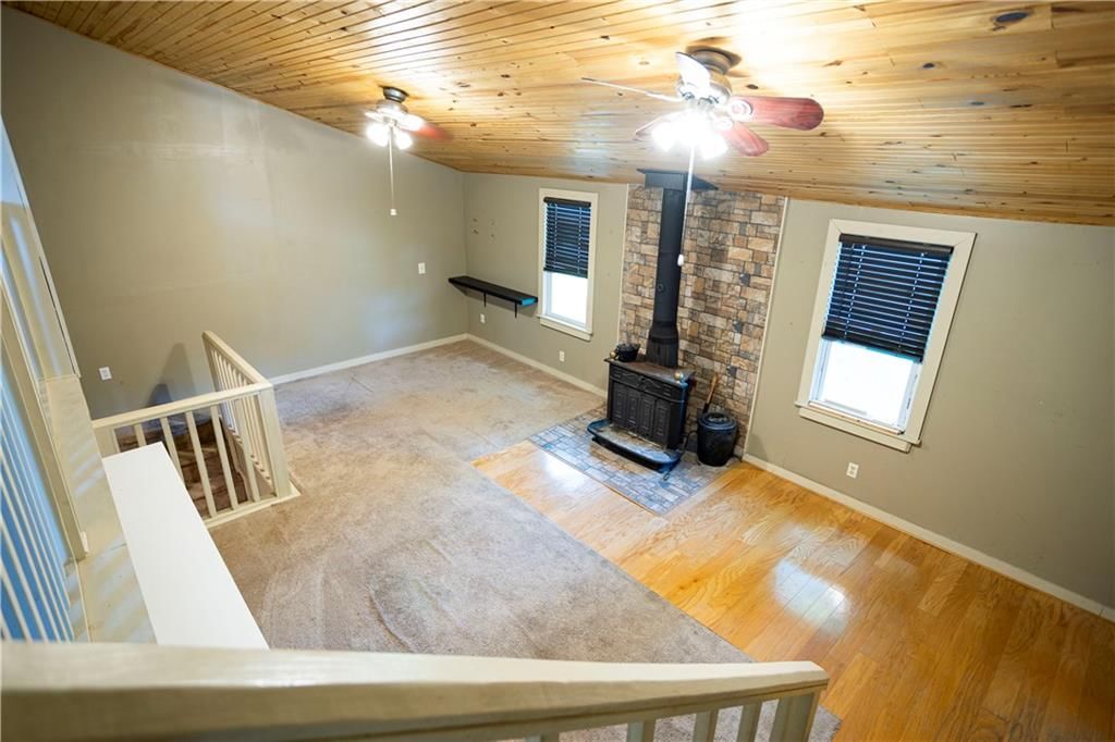 1619 W College Street — photo 19