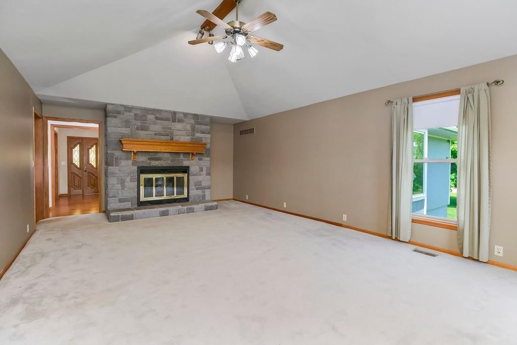 18209 E Moorland Street — photo 14