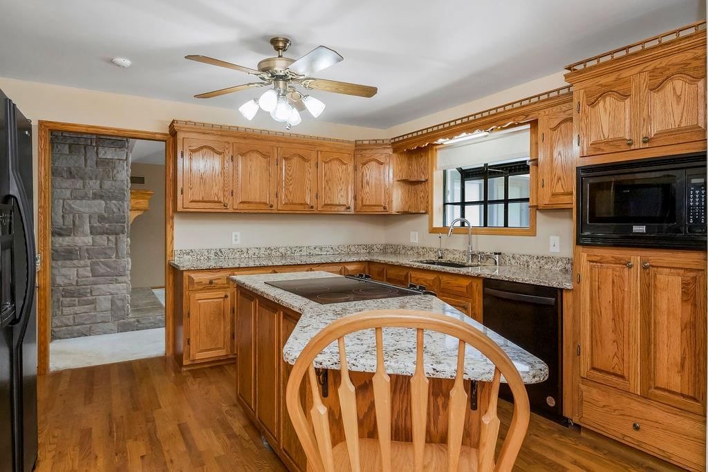 18209 E Moorland Street — photo 17