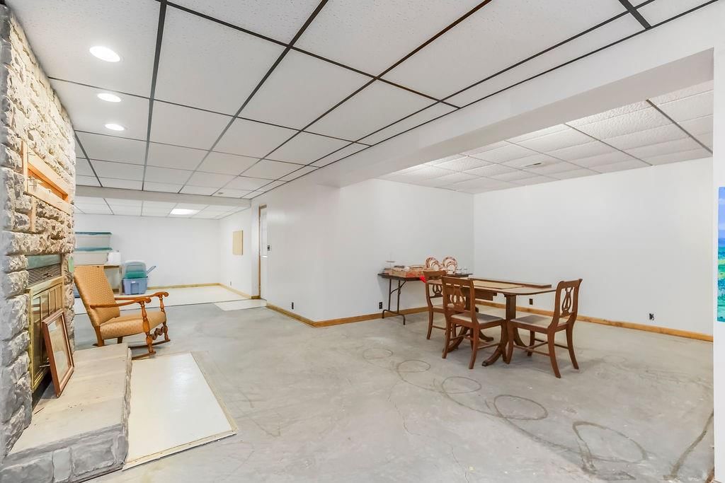 18209 E Moorland Street — photo 33