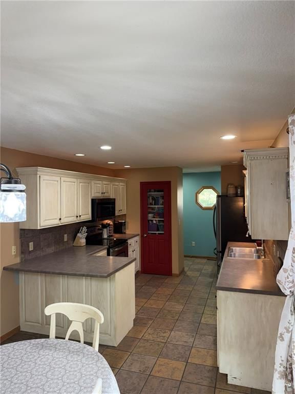 1521 Merrimac Street — photo 12