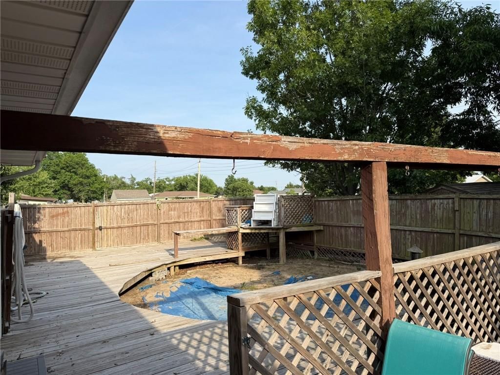 1521 Merrimac Street — photo 10