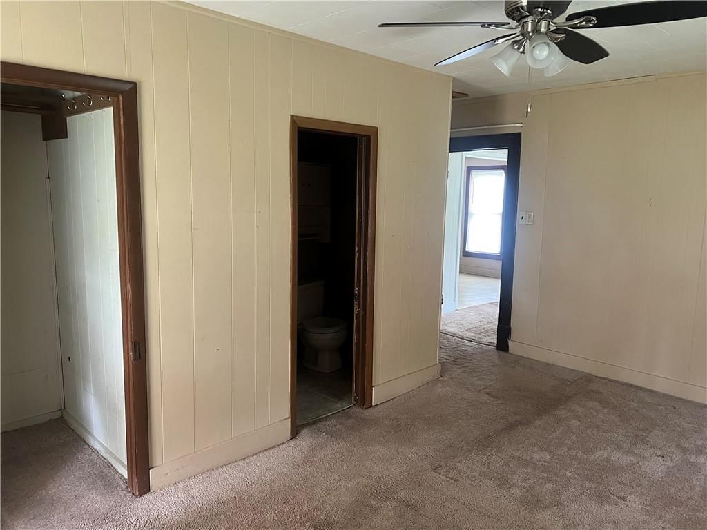 229 E Bates Street — photo 16