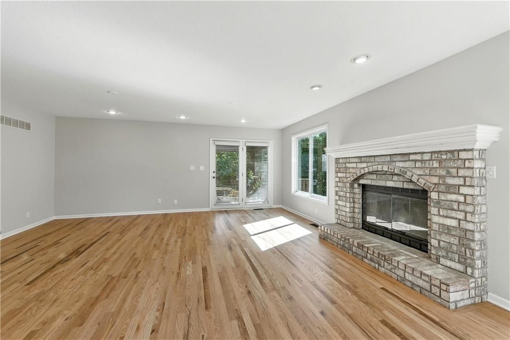 503 Amesbury Drive — photo 12