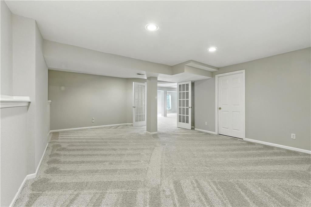 503 Amesbury Drive — photo 26
