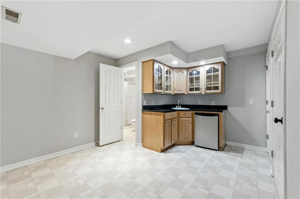 503 Amesbury Drive — photo 29