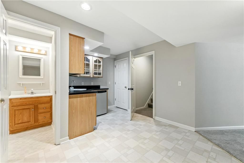 503 Amesbury Drive — photo 30