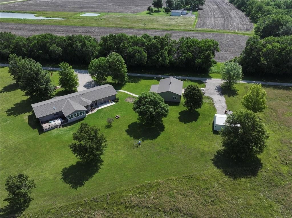 2450 Labette Road — photo 35