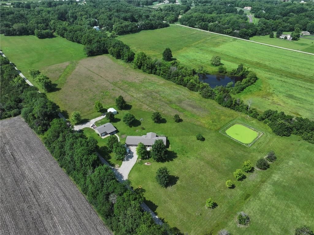 2450 Labette Road — photo 36