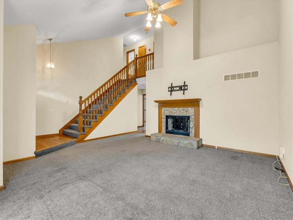 15409 Conser Street — photo 4