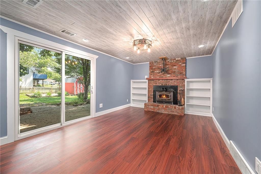 1600 NE 49th Terrace — photo 7