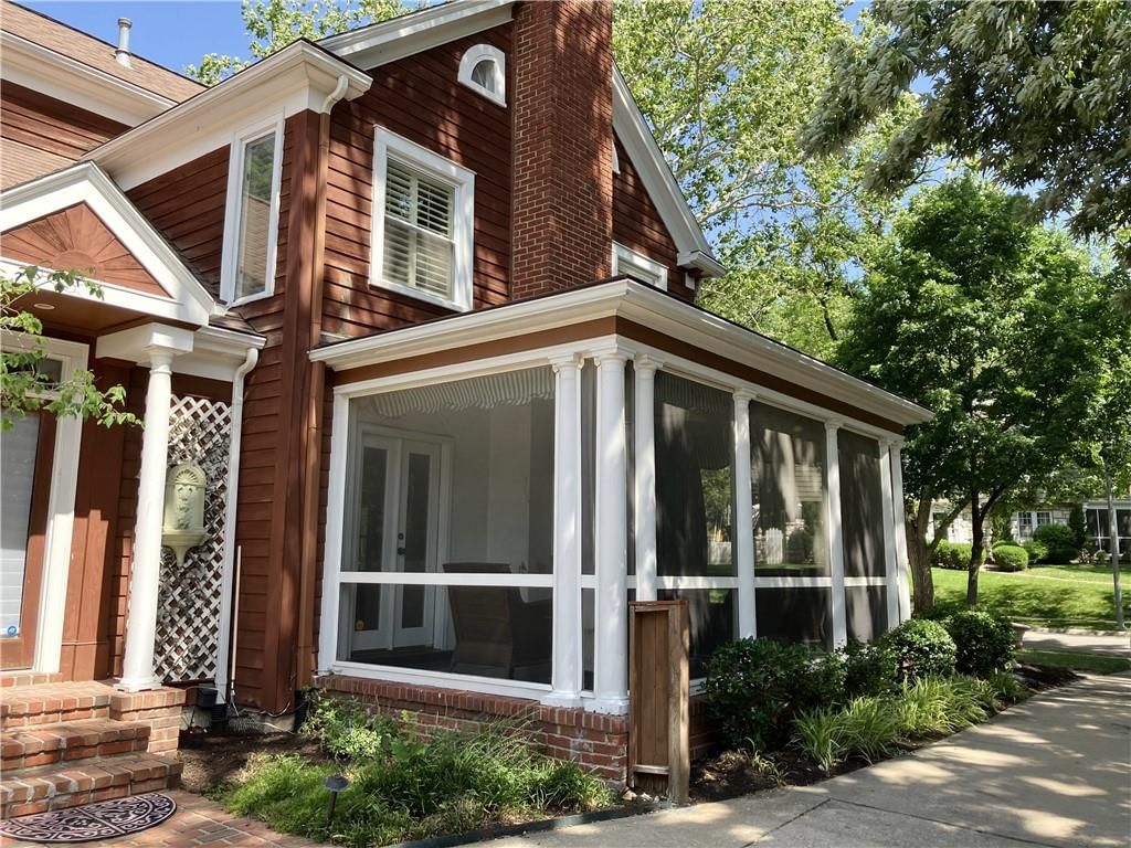 207 W 66th Street — photo 36